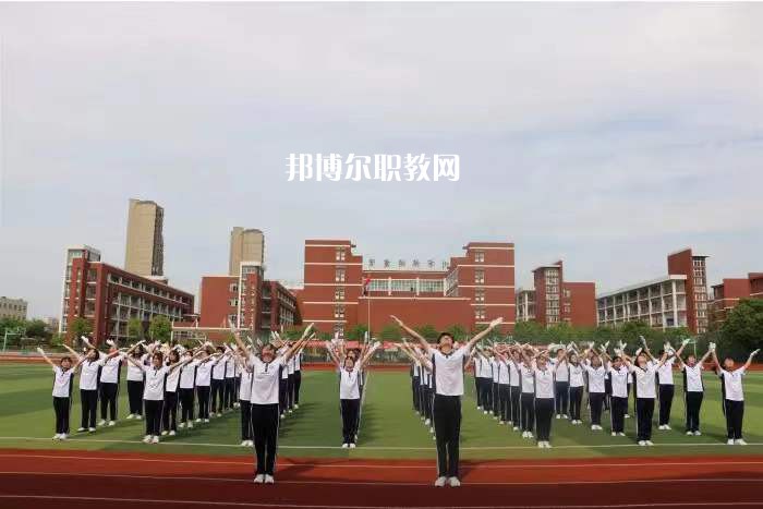 滁州市旅游商貿(mào)學(xué)校2022年報(bào)名條件、招生要求、招生對(duì)象