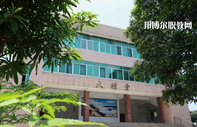 巧家縣職業(yè)高級(jí)中學(xué)2022年學(xué)費(fèi)、收費(fèi)多少