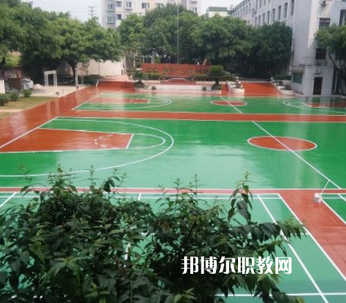 重慶華為技工學(xué)校2022年報(bào)名條件、招生要求、招生對(duì)象