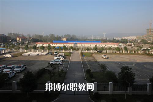 安徽滁州技師學(xué)院2022年報(bào)名條件、招生要求、招生對(duì)象