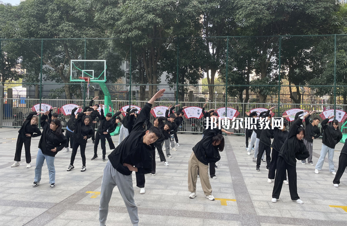 廣西機(jī)電工業(yè)學(xué)校怎么樣、好不好