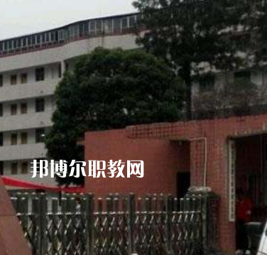 雅安職業(yè)高級(jí)中學(xué)2022年報(bào)名條件、招生要求、招生對(duì)象