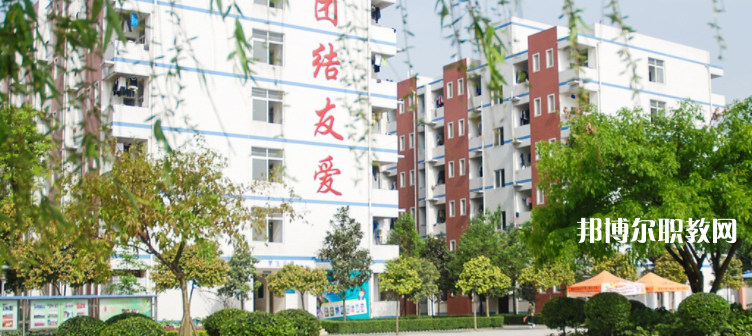 成都指南針職業(yè)技術(shù)學(xué)校怎么樣、好不好