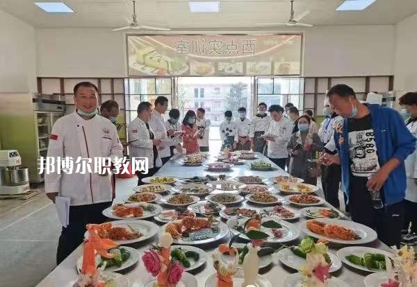 淮北市烈山區(qū)中等專業(yè)學(xué)校2022年報(bào)名條件、招生要求、招生對象