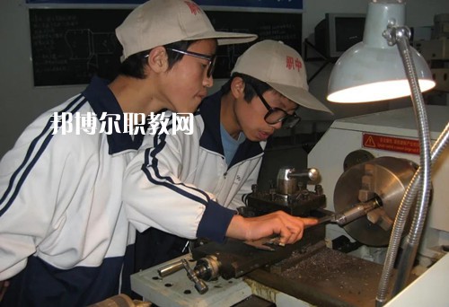 大竹縣職業(yè)中學(xué)2022年有哪些專(zhuān)業(yè)