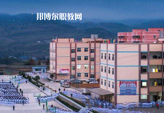 畢節(jié)工業(yè)學(xué)校2022年報(bào)名條件、招生要求、招生對(duì)象