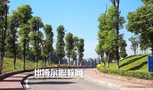 楚雄機械電子職業(yè)技術(shù)學(xué)校2022年報名條件、招生要求、招生對象