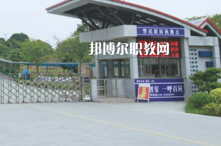 東莞汽車技術(shù)學(xué)校2022年報名條件、招生要求、招生對象 