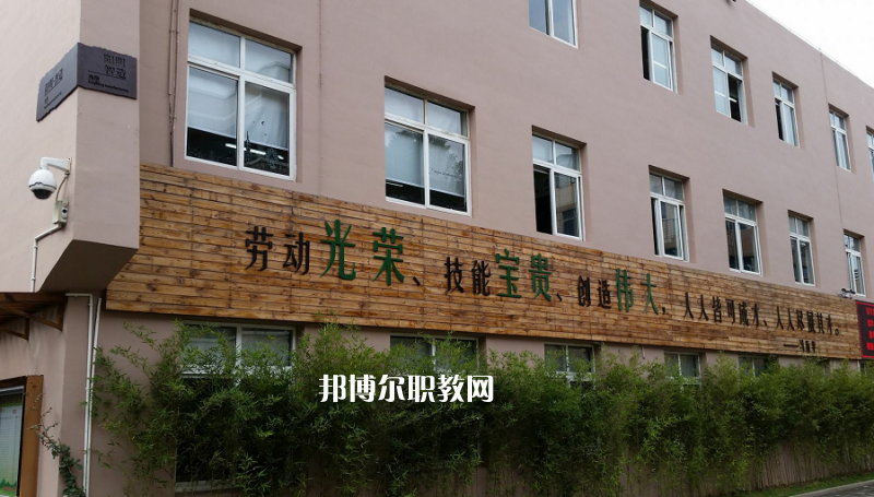 龍灣區(qū)職業(yè)技術(shù)學校教育集團學校2022年招生辦聯(lián)系電話