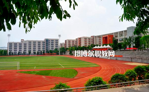 重慶建峰工業(yè)集團(tuán)有限公司技工學(xué)校2022年報(bào)名條件、招生要求、招生對(duì)象