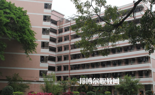 廣州輕工職業(yè)學(xué)校2022年學(xué)費(fèi)、收費(fèi)多少