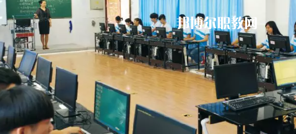 樂山市竹根職業(yè)中專學(xué)校2022年報(bào)名條件、招生要求、招生對(duì)象