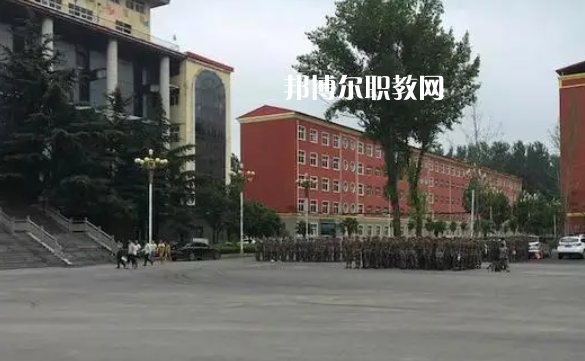 河南工業(yè)和信息化高級技工學校2022年報名條件、招生要求、招生對象