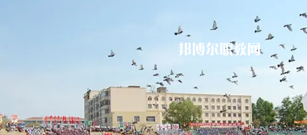 黑龍江省鶴崗衛(wèi)生學(xué)校2022年報(bào)名條件、招生要求、招生對(duì)象