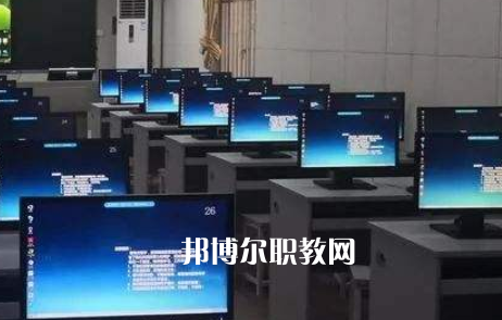 江蘇2022年有哪些計算機學(xué)校是公辦的