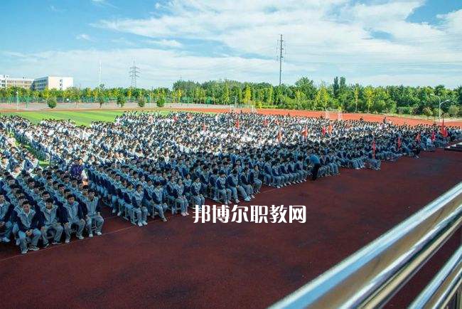 南陽市電子中等專業(yè)學校2022年學費、收費多少