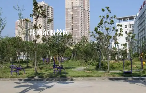 安陸中等職業(yè)技術(shù)學(xué)校2022年報(bào)名條件、招生要求、招生對(duì)象