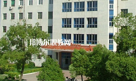 武漢黃陂職業(yè)技術(shù)學(xué)校2022年報名條件、招生要求、招生對象