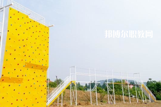 武漢華中藝術(shù)學(xué)校2022年報(bào)名條件、招生要求、招生對(duì)象