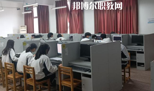 武漢建設(shè)學(xué)校2022年報(bào)名條件、招生要求、招生對(duì)象