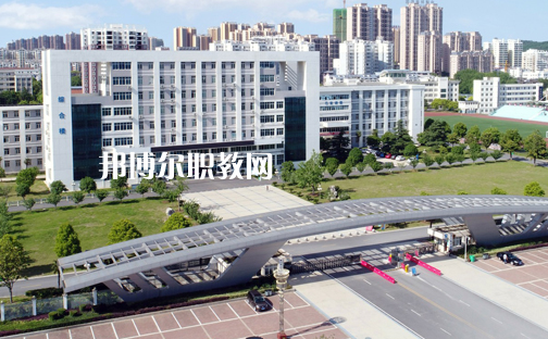 湖北信息工程學(xué)校2022年報(bào)名條件、招生要求、招生對(duì)象