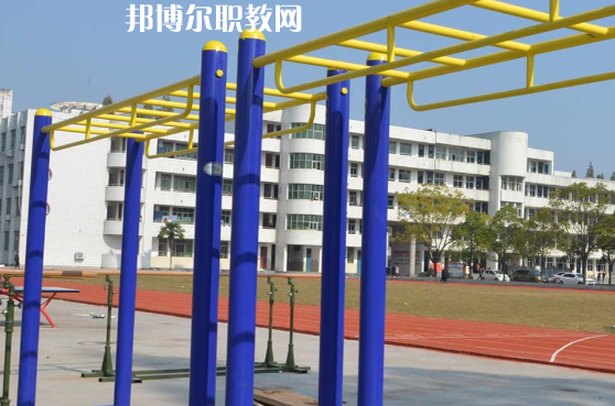 潛江職教中心2022年報名條件、招生要求、招生對象