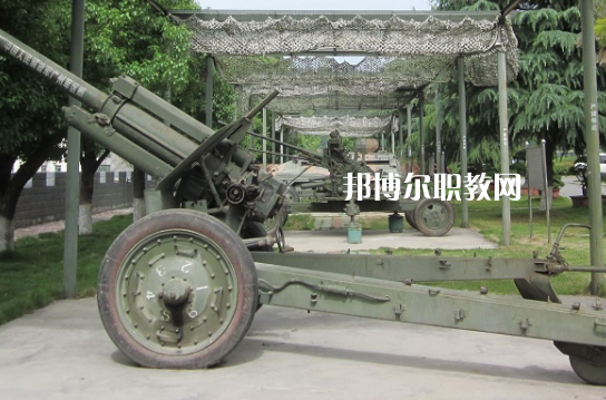 湖北十堰職業(yè)技術(shù)集團(tuán)學(xué)校2022年報名條件、招生要求、招生對象