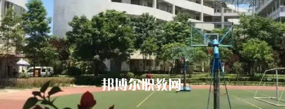 廣州白云工商技師學(xué)院怎么樣、好不好