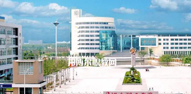 煙臺(tái)高職?？圃盒Ｅ琶?強(qiáng)
