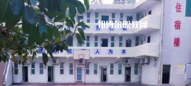 威遠縣聯(lián)想職業(yè)技術學校2023年宿舍條件
