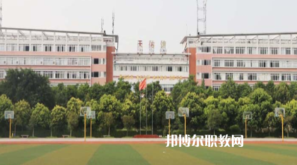 四川省南充外國語中等專業(yè)學校2023招生簡章