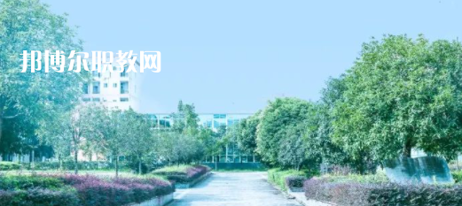 成都新高技工學(xué)校地址在哪里，哪個地區(qū)，哪個城市?