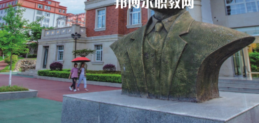 綿陽交通高級技工學(xué)校地址在哪里，哪個地區(qū)，哪個城市?