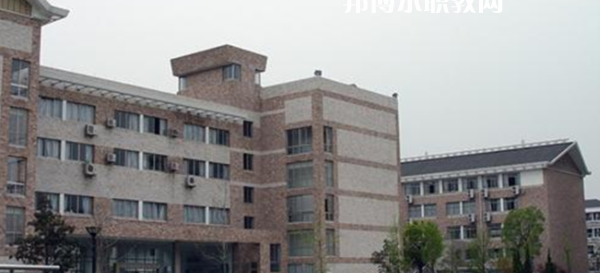 2023浙江藝術(shù)學(xué)校招生計(jì)劃 招生人數(shù)是多少(附要求、條件、對(duì)象)