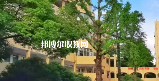 寧波市職教中心學(xué)校地址在哪里，哪個(gè)地區(qū)，哪個(gè)城市?