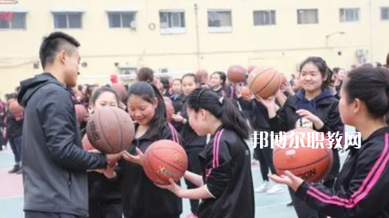 西安市明珠職業(yè)學(xué)校地址在哪里，哪個(gè)地區(qū)，哪個(gè)城市?