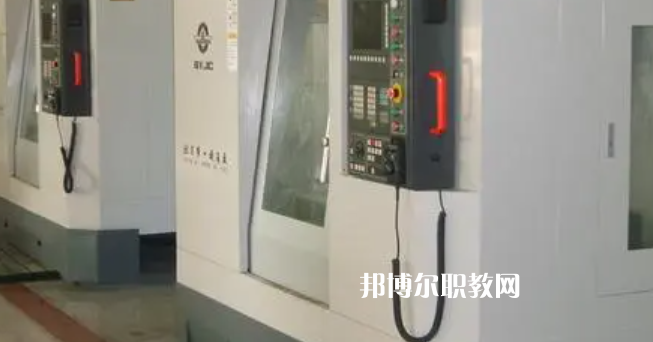 陜西秦嶺航空電氣有限責(zé)任公司技工學(xué)校地址，乘車路線