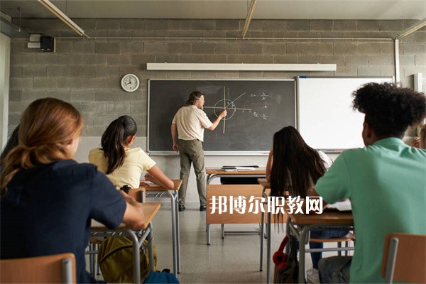 金堂縣職業(yè)高級(jí)中學(xué)有哪些招生專(zhuān)業(yè)（2023年）