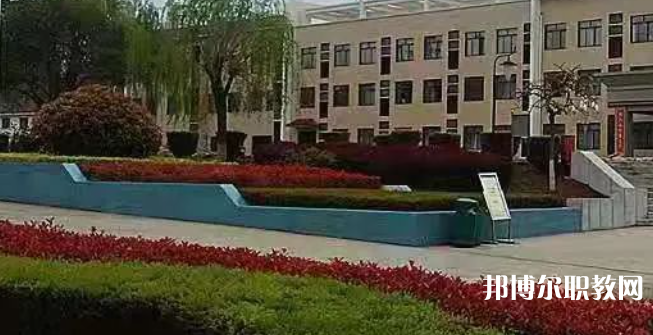 陜西通信技師學(xué)院地址，乘車路線