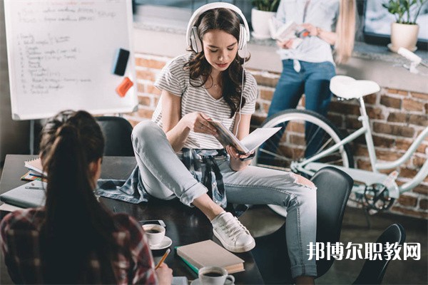 四川省宜賓縣高場(chǎng)職業(yè)中學(xué)校有哪些招生專(zhuān)業(yè)（2023年）