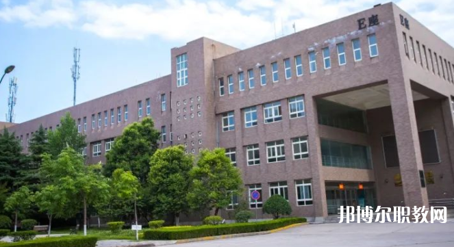 西安技師學院地址，乘車路線