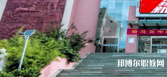 石家莊美術職業(yè)學校地址，乘車路線