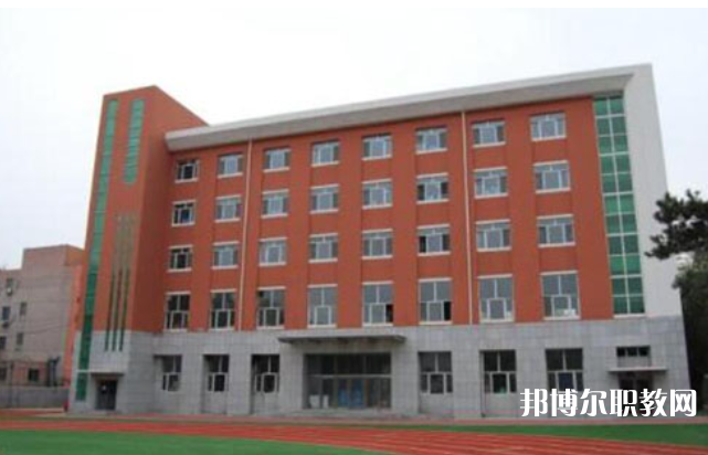 張家口華航中等專業(yè)學校地址，乘車路線