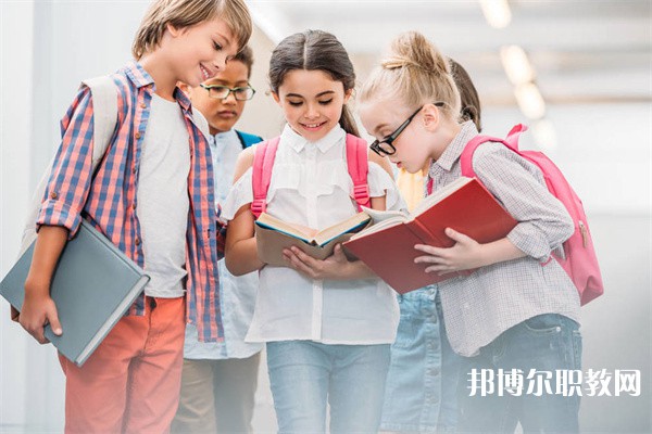 重慶哪里的中職學校能讀計算機動漫與數字媒體技術應用專業(yè)