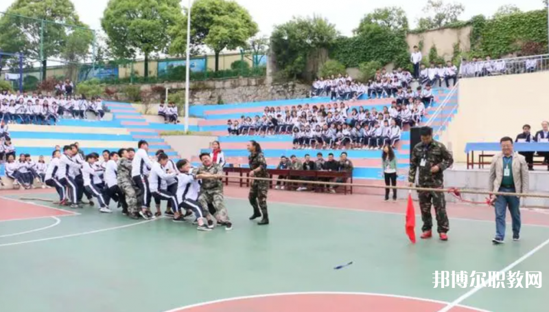 2023貴州鋁業(yè)技師學(xué)院多少錢 貴州鋁業(yè)技師學(xué)院各專業(yè)學(xué)費收費標(biāo)準(zhǔn)