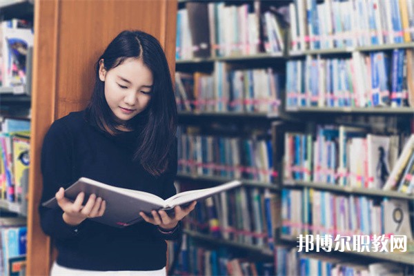 山西哪里的中職學(xué)校能讀淘寶美工與網(wǎng)店運(yùn)營(yíng)(電子商務(wù))專(zhuān)業(yè)