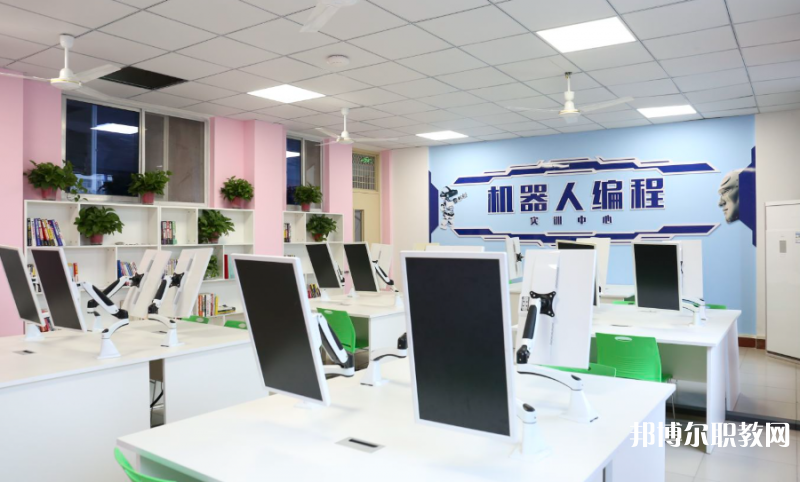 2023鄭州新華中等專業(yè)學校招生計劃 招生人數(shù)是多少(附要求、條件、對象)
