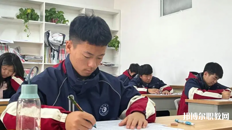 2023鄭州創(chuàng)新科技中等專業(yè)學(xué)校招生計劃 招生人數(shù)是多少(附要求、條件、對象)