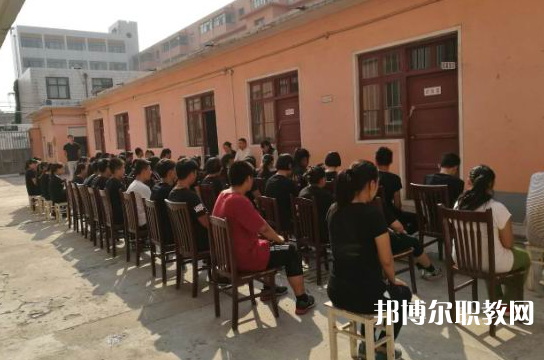 安陽(yáng)源首科技制藥學(xué)校怎么樣、好不好