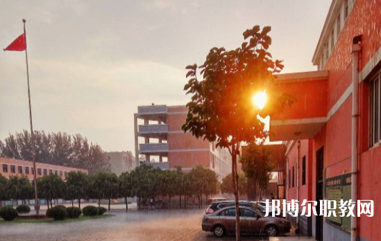 2023濮陽(yáng)油田職業(yè)中等專業(yè)學(xué)校招生計(jì)劃 招生人數(shù)是多少(附要求、條件、對(duì)象)
